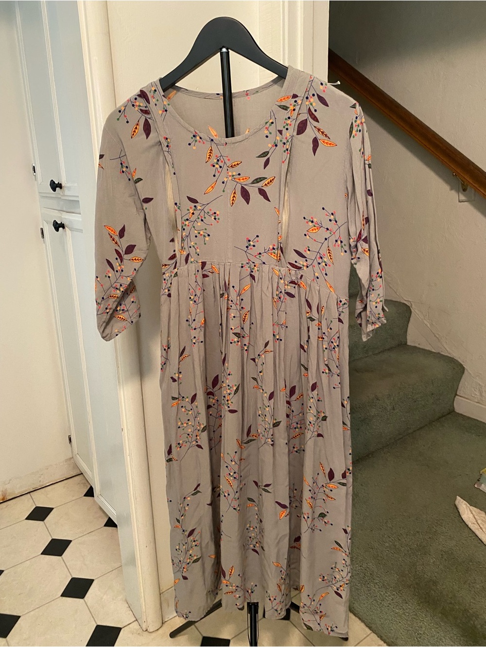 Womens Bohemian/Cottagecore Floral Sage Green Midi/Maxi Dress - Lightweight